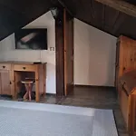 Valentin's House לשטן