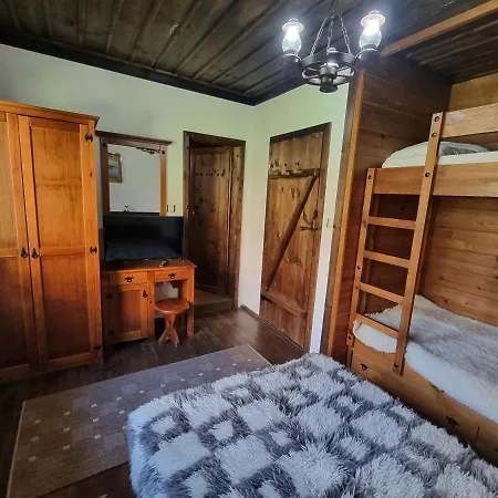 Valentin's House * Lešten